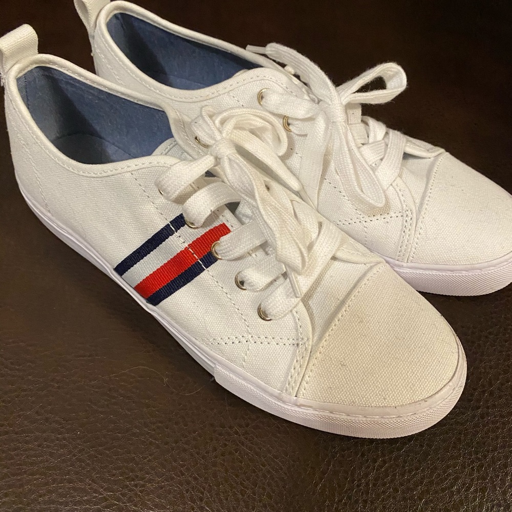 Tommy Hilfiger sneakers